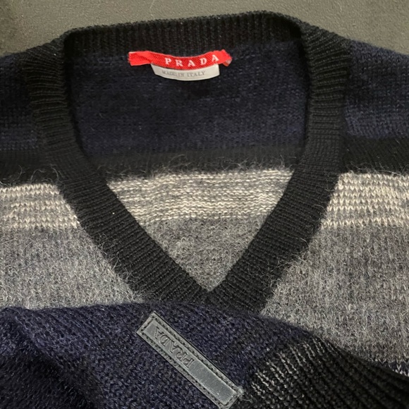 Prada v-neck sweater stripped - Picture 2 of 3